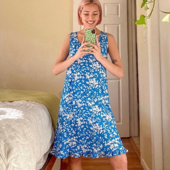 Draper James Sleeveless Floral Ruffle Bottom Dress Blue White Size Small / Med - Picture 2 of 9
